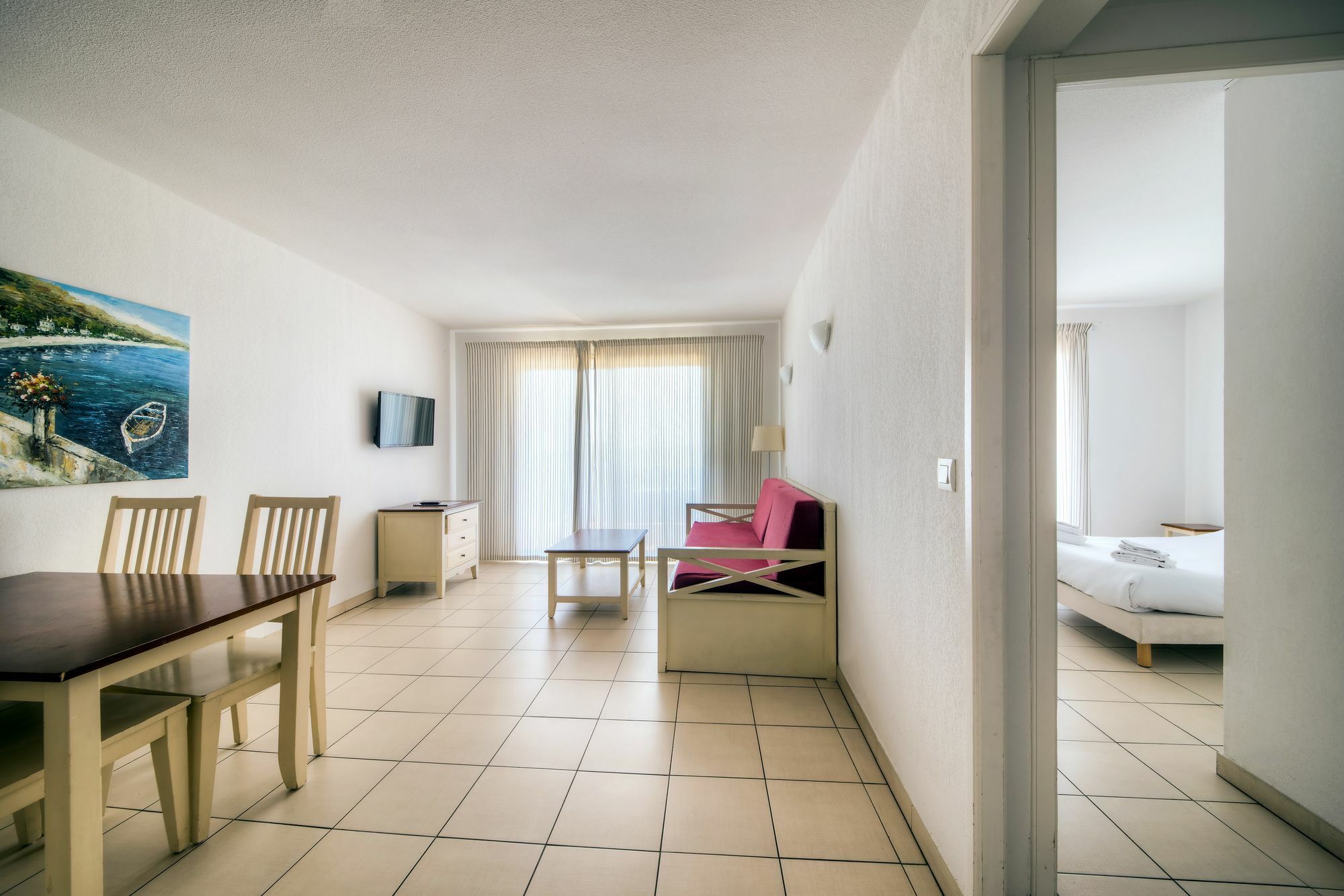 Zenitude Hôtel-résidences La Tour De Mare 4*